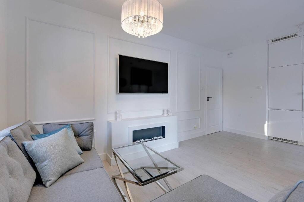 Exclusive Apartment Motlawa River Oldtown Гданск Екстериор снимка
