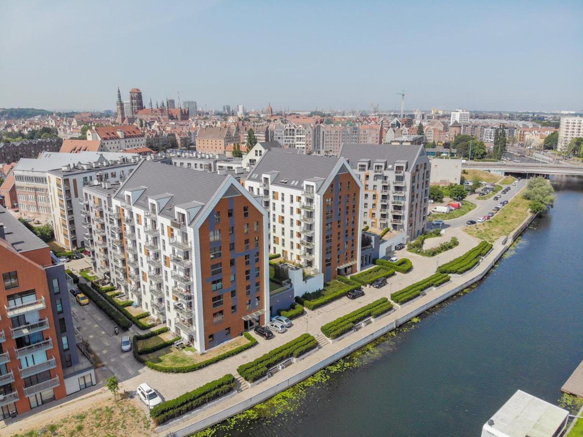 Exclusive Apartment Motlawa River Oldtown Гданск Екстериор снимка